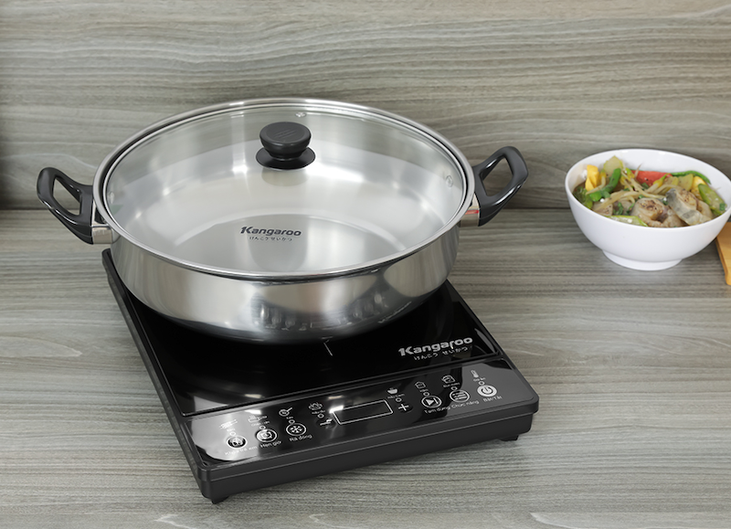 Thiết kế hiện đại và sang trọng của bếp từ Kangaroo KG18IC1 (Ảnh: dienmayxanh).