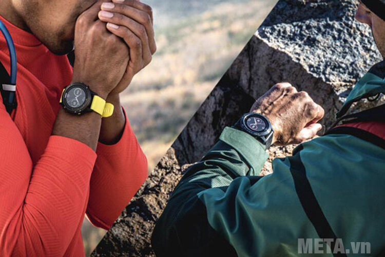 Vòng đeo tay theo dõi sức khỏe Garmin Fenix 5 Sapphire Black