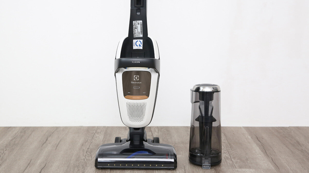 Electrolux PF91-6BWF có dung lượng pin 2500mAh