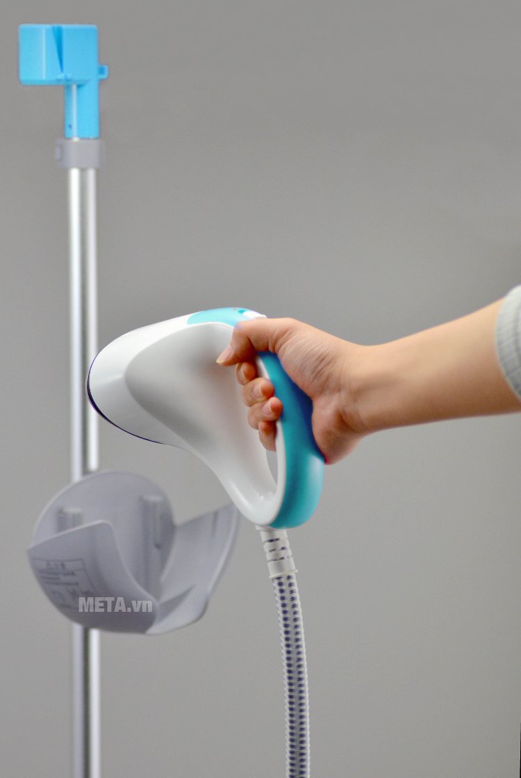 Bàn là hơi nước đứng Panasonic NI-GSD051GRA