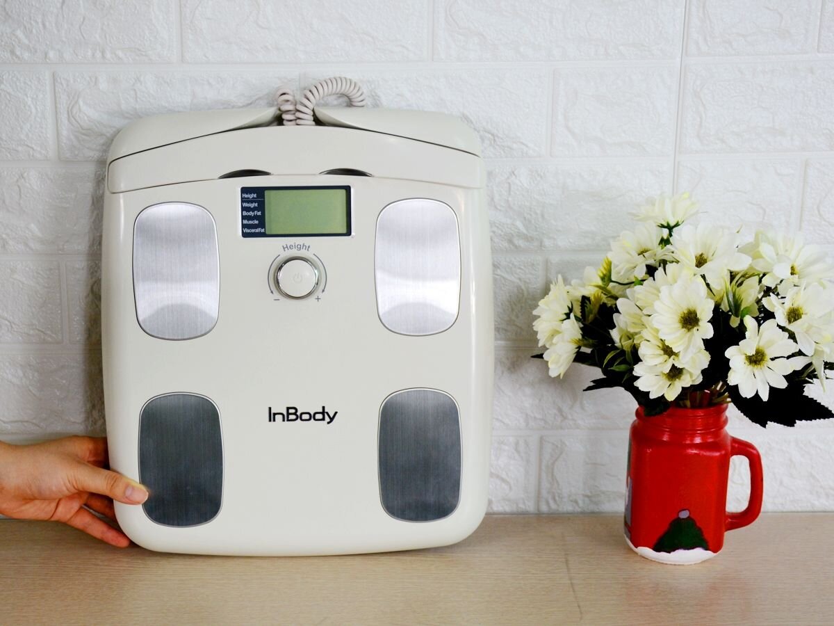 Cân phân tích cơ thể