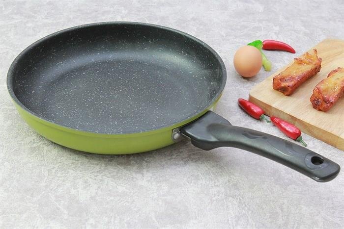 Chảo vân đá đáy từ Goldsun FP-GE1530-IH(Hồng) - 30cm