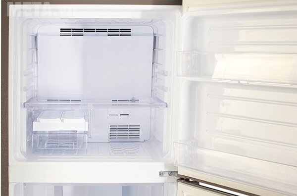 Tủ lạnh Sharp 271L 270D-SL