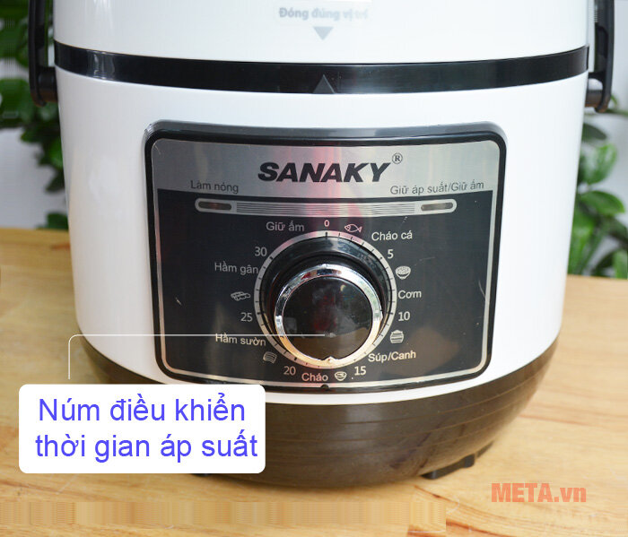 Nồi áp suất điện tử đa năng Sanaky SNK 57C