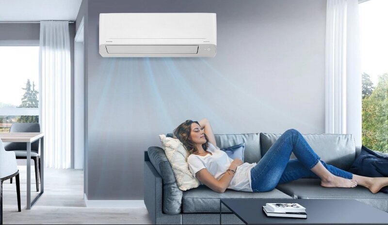 Điều hòa Toshiba Inverter 18000 BTU 1 chiều RAS-H18S4KCV2G-V bụi minn