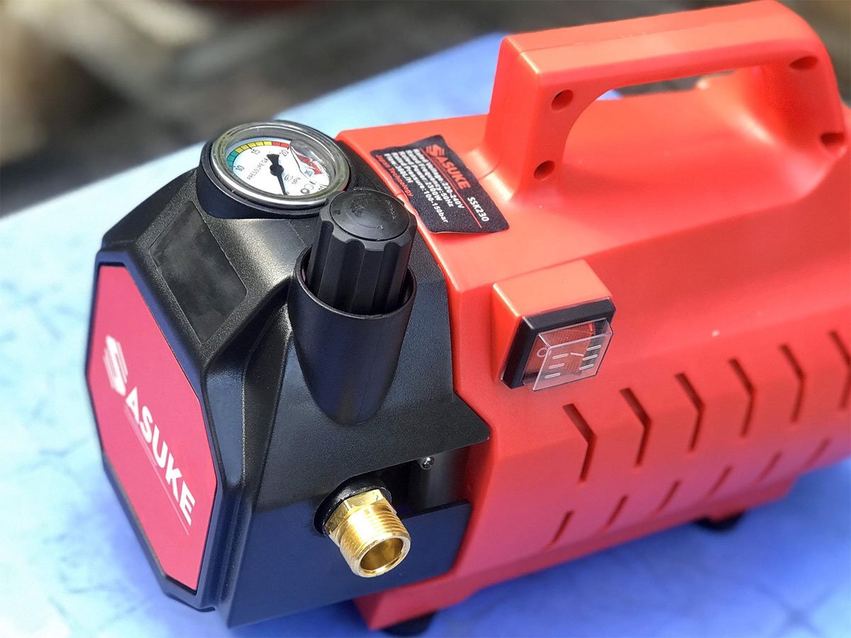 Máy rửa xe gia đình