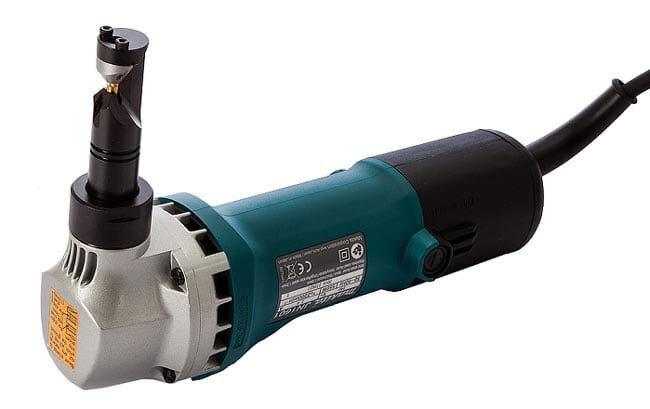 Mô tơ chổi than lắp trên thân máy Máy cắt tôn