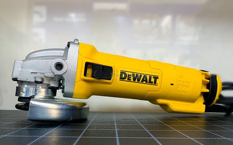 Máy có công suất lớn   Dewalt DWE8310S-B1