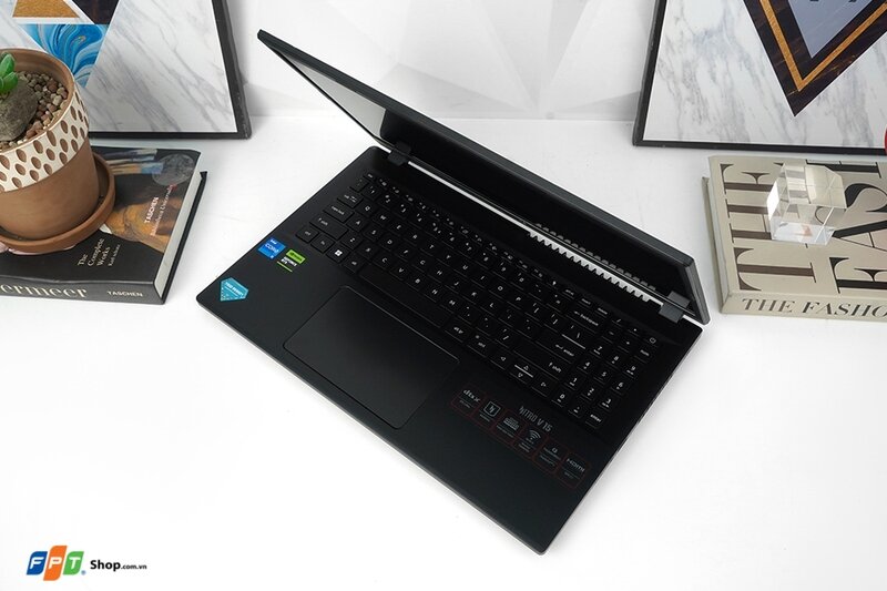 Acer Nitro V ANV15-51-91T5 đa nhiệm xuất sắc