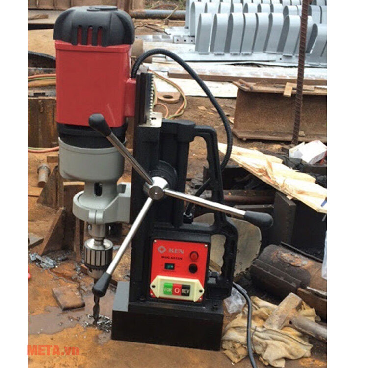 Máy khoan từ Ken 6028N