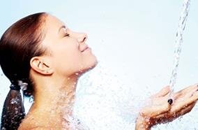 Bình nóng lạnh 15 lít có điều khiển Midea D15-25EVA Bình nóng lạnh 15 lít có điều khiển Midea D15-25EVA