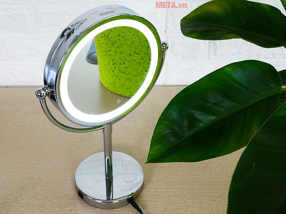 Gương trang điểm 2 mặt kèm đèn led Beurer BS69