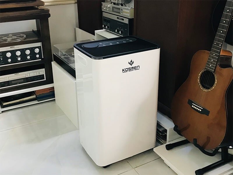 Máy hút ẩm Kosmen KM-60S sở hữu vẻ ngoài sang trọng, hiện đại