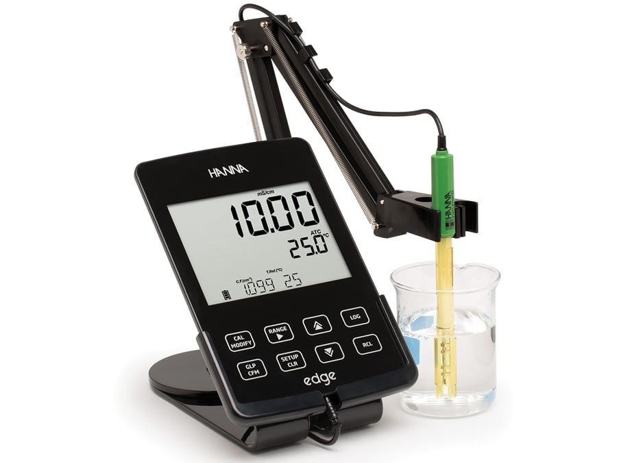 Máy đo EC, TDS, độ mặn, nhiệt độ 