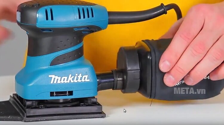Máy chà nhám rung Makita BO4565
