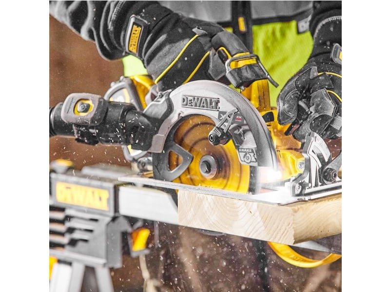 Máy cưa gỗ hiệu quả máy cưa đĩa dùng pin