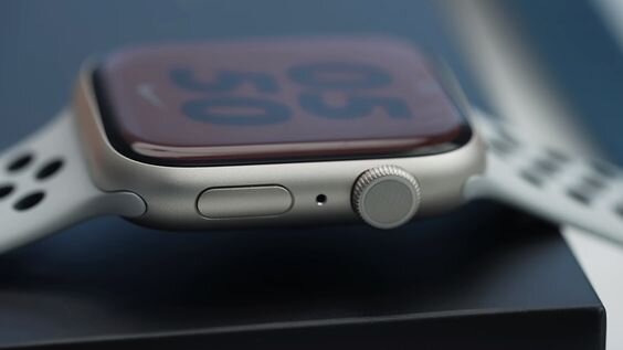 Apple Watch Nike Series 7 GPS 2