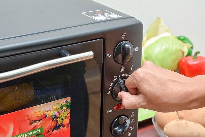 Lò nướng Sanaky VH359S 35 lít Lò nướng Sanaky VH359S 35 lít