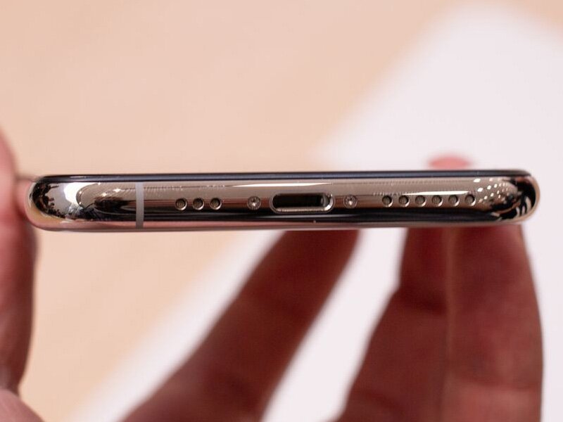 Điện thoại iPhone 11 Pro Max 64GB hàng cũ kiểm tra pin