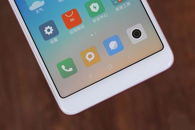 Điện thoại Xiaomi Redmi 5 32GB Gold