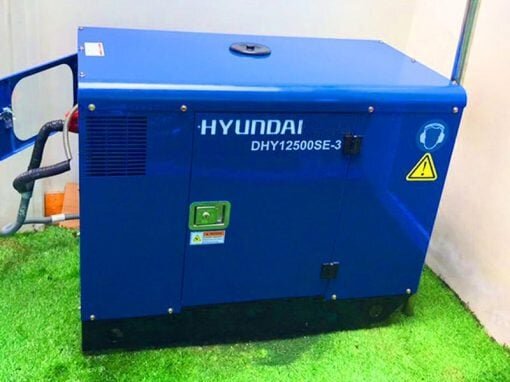 Máy phát điện Hyundai 10KW 3 pha DHY12500SE-3 Máy phát điện Hyundai 10KW 3 pha DHY12500SE-3