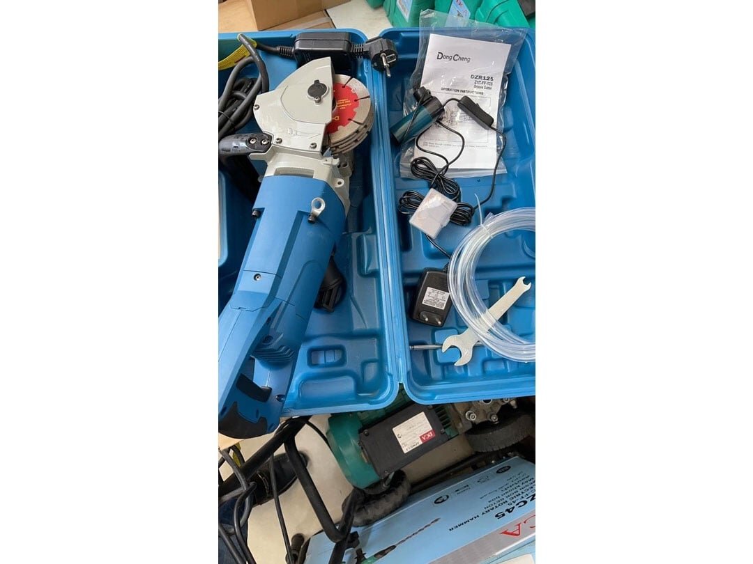 Máy cắt rãnh 5 lưỡi Dongcheng DZR125