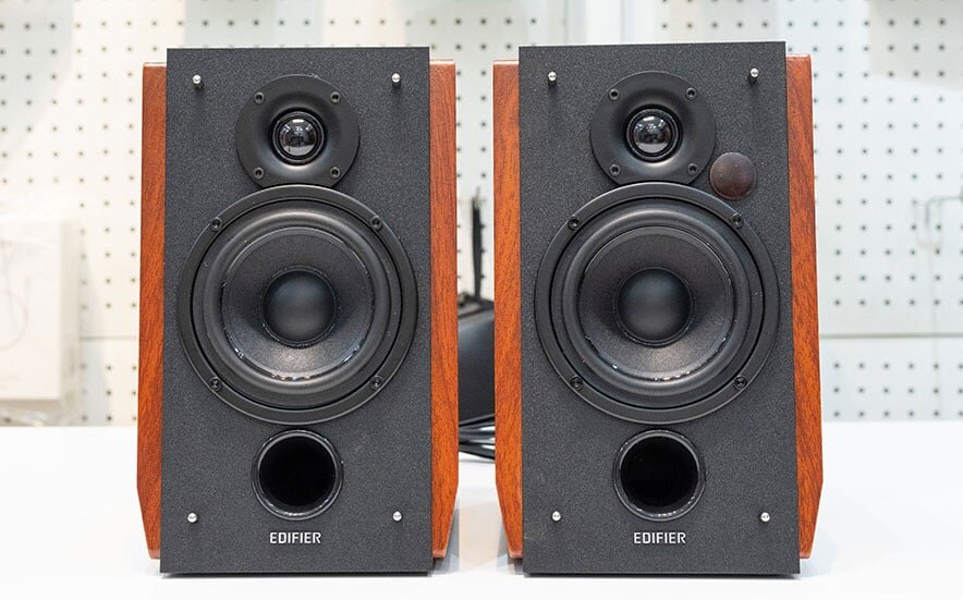 Loa Edifier R1700BTs Loa Edifier R1700BTs