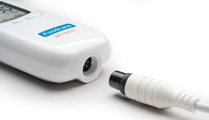 Máy đo nhiệt độ chuyên trong bia  