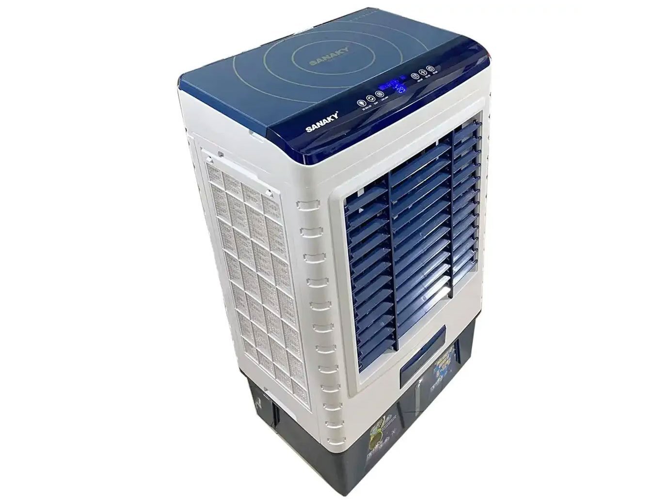 Máy làm mát không khí Sanaky VH8800AR (40 lít) thiết kế bảng điều khiển ở mặt trên của máy