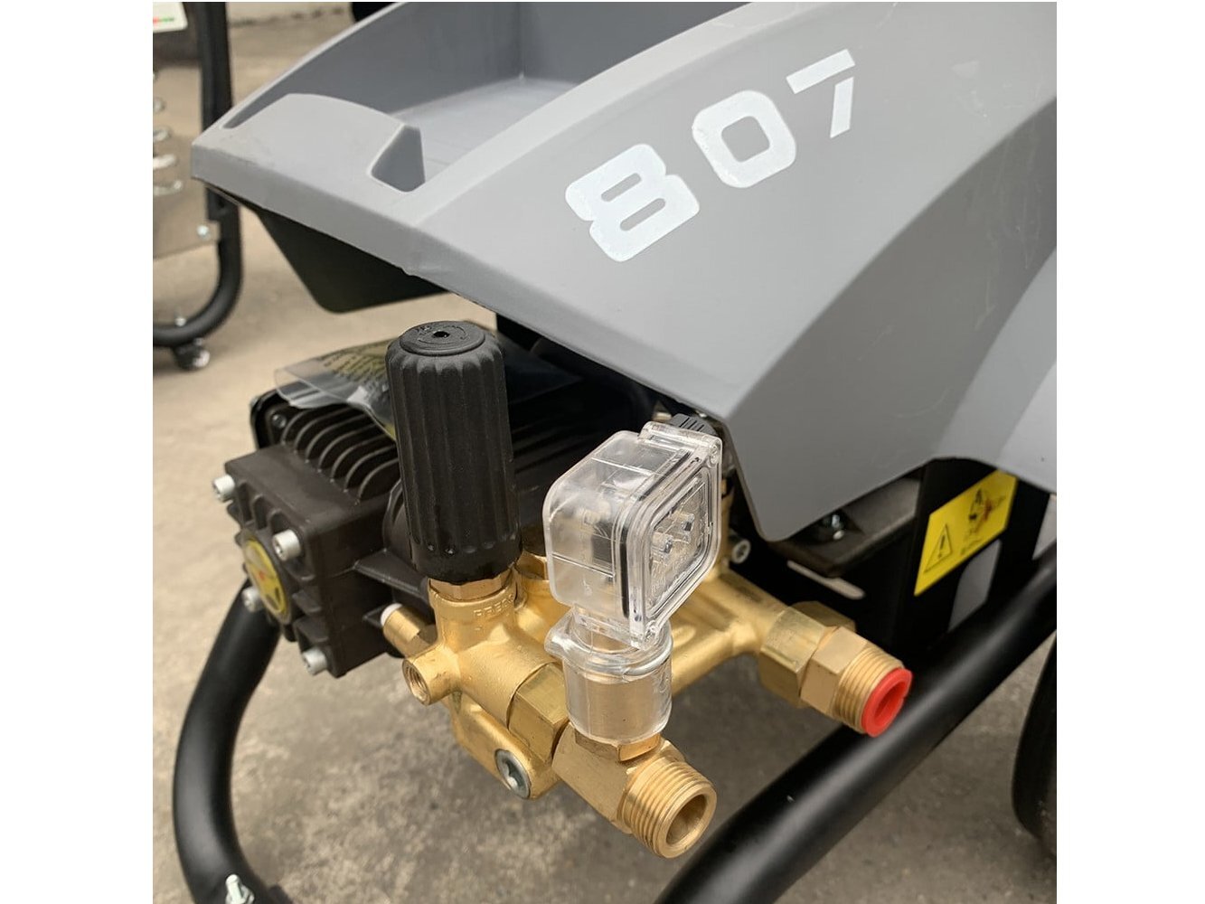 Núm màu đen chỉnh áp Tiger UV-1200P