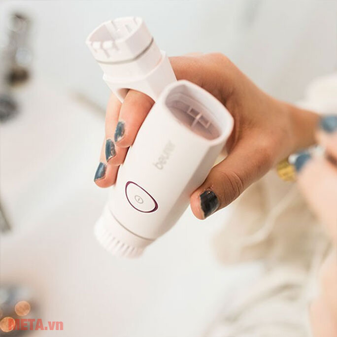 Máy rửa mặt tẩy tế bào chết Beurer FC45