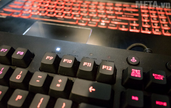 Bàn phím game Logitech G213 Prodigy