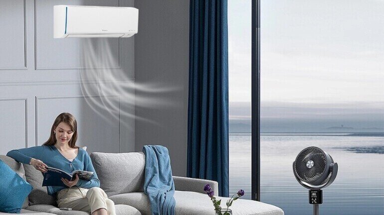 Điều hòa Daikin Inverter 9000 BTU 2 chiều ATHF25XVMV gas R-32