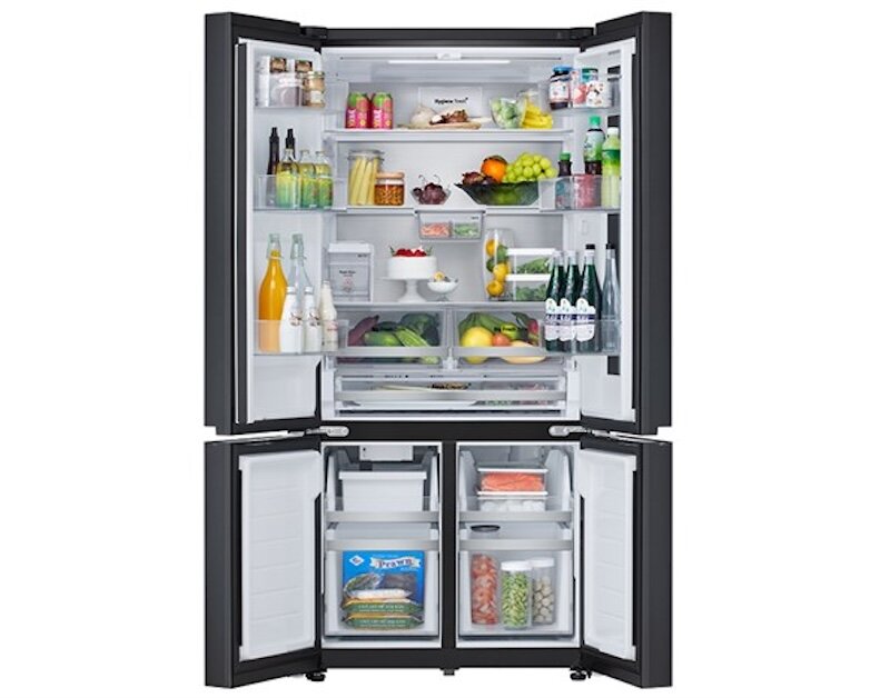 Ngăn cân bằng độ ẩm chuyên biệt trong tủ lạnh 612 Lít LG LFD61BLGAI