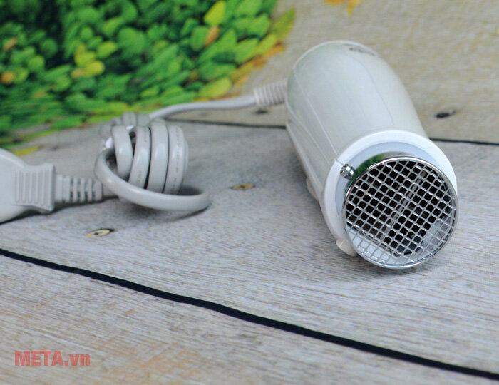 Máy sấy tạo kiểu Panasonic EH-KA71-W645