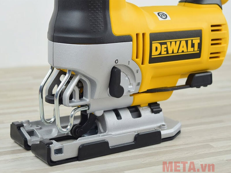Máy cưa lọng Dewalt DW349R