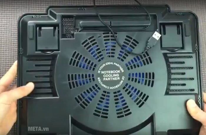 Đế làm mát laptop Cool Cold K17 Đế làm mát laptop Cool Cold K17