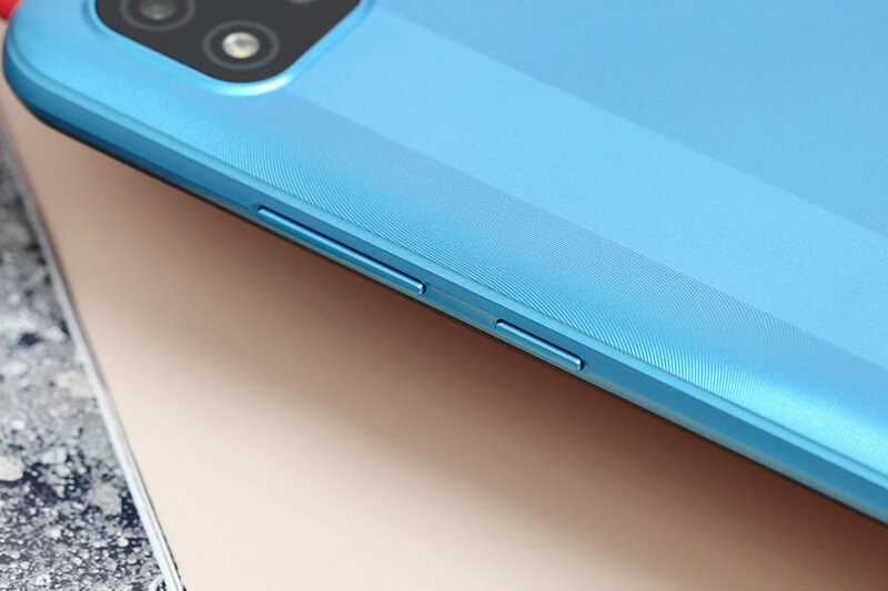 Điện thoại Realme C20 - 2GB RAM, 32GB, 6.5 inch