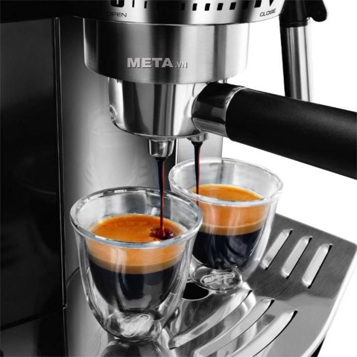 Máy pha cà phê Delonghi Pump Espresso EC820.B