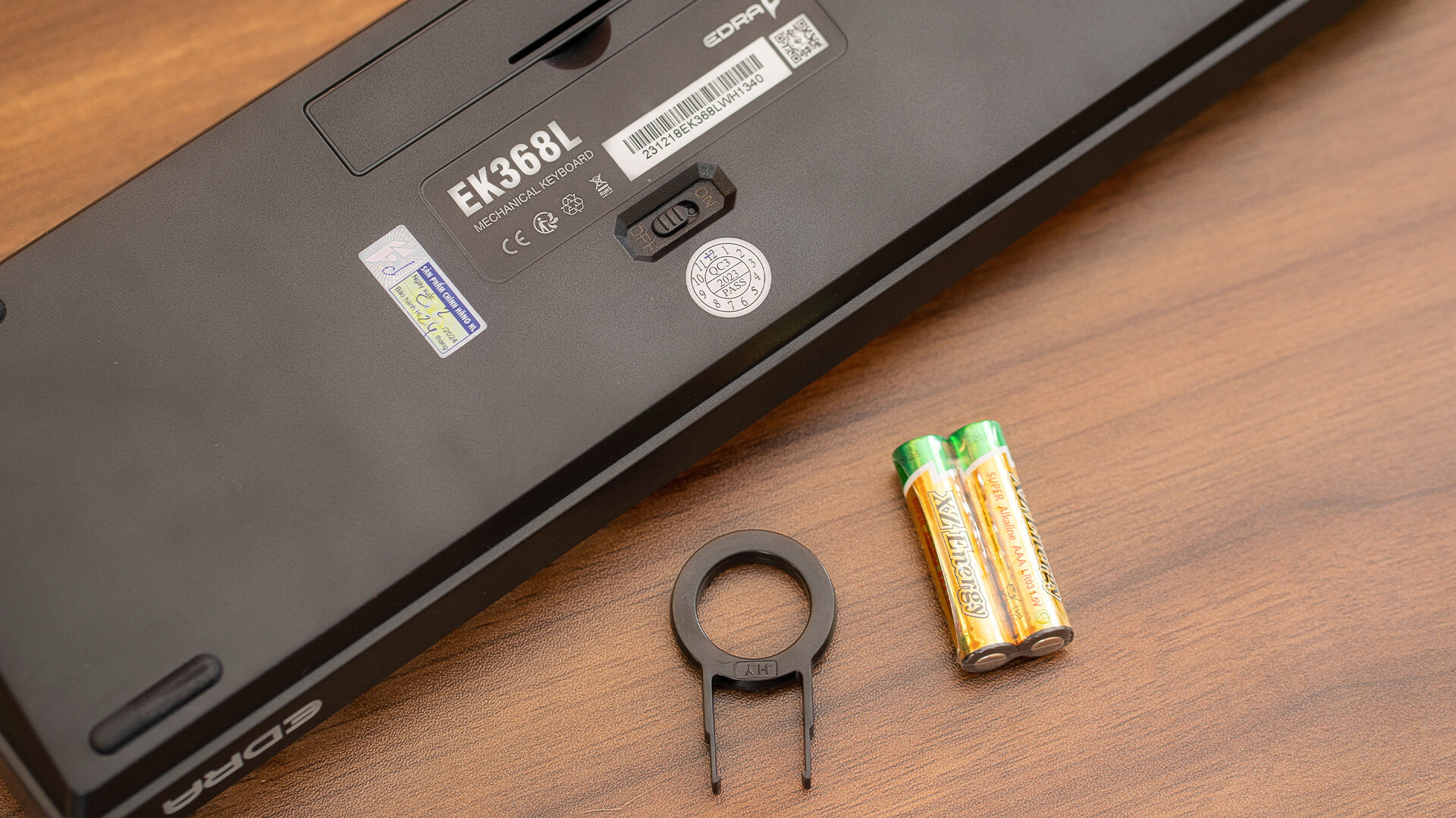 Bàn phím cơ không dây EDRA EK368L Black White  6