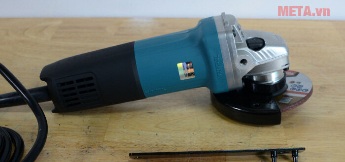 Máy mài góc Makita 9553B