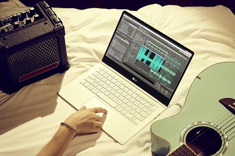 Laptop LG GRAM 14ZD980-G.AX52A5 Core i5-8250U Kabylake R