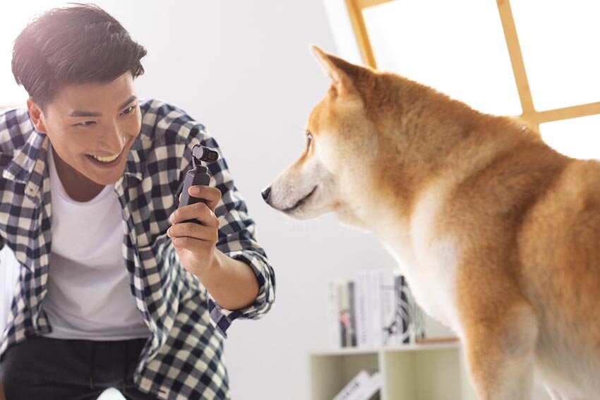 Máy Quay Phim Cầm Tay Chống Rung DJI Osmo Pocket