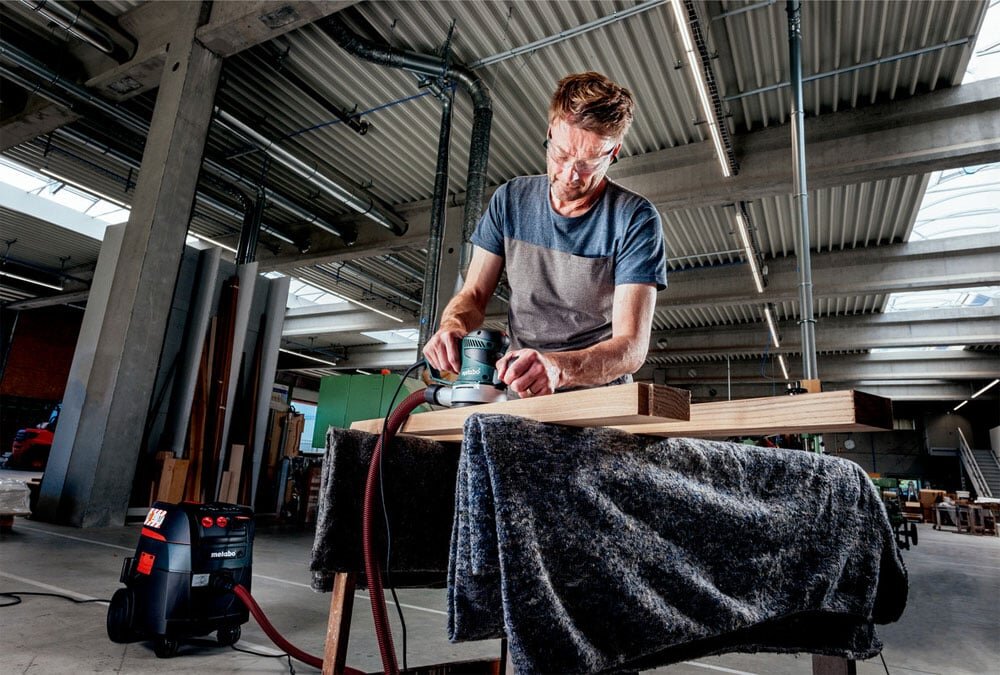 máy chà nhám gỗ