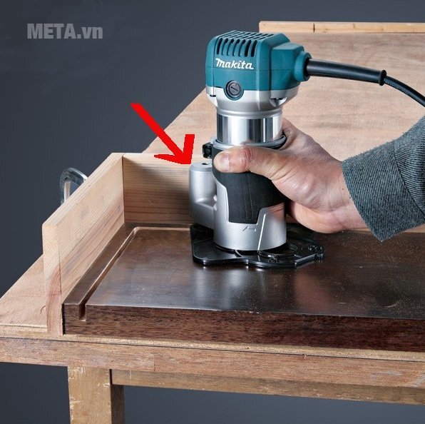 Máy soi cầm tay Makita RT0700C (710W)