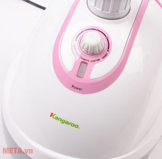 Bàn ủi hơi nước đứng Kangaroo KG755