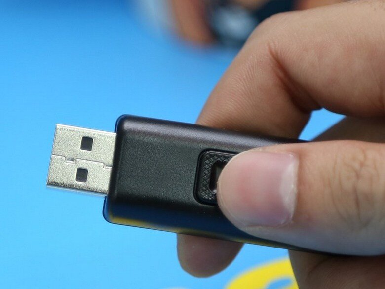 USB 2.0 8 GB Apacer AH328