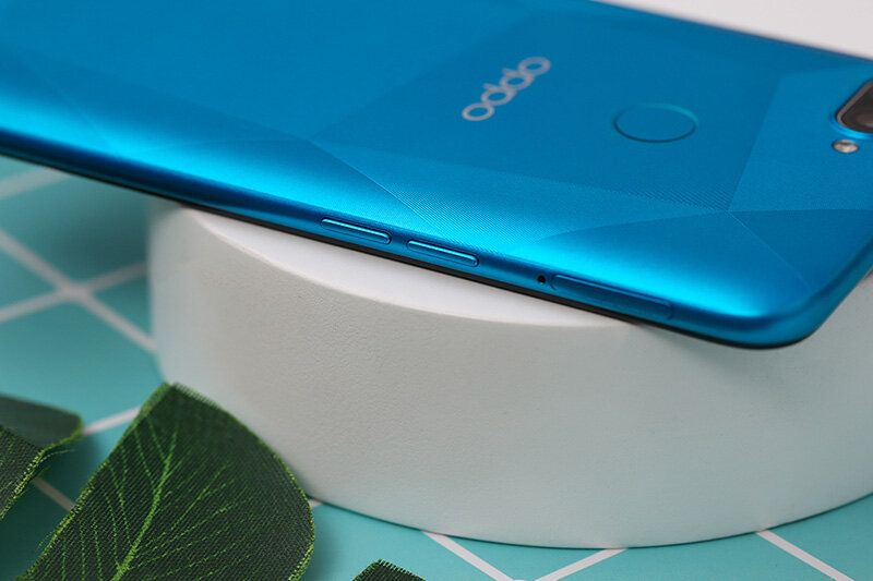 Điện thoại Oppo A12 - 3GB/32GB