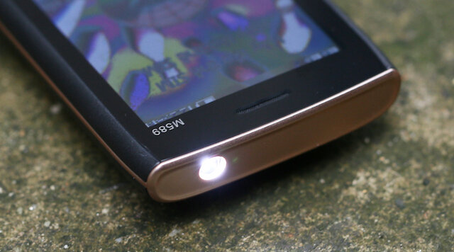 Điện thoại MOBELL M589