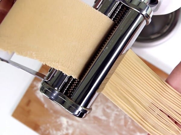 Cắt mỳ đều, đẹp Cắt mỳ đều, đẹp